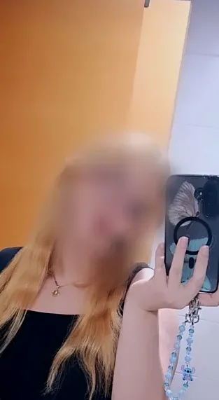 Aleyna, 26