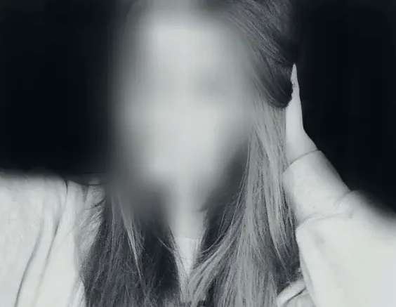 Carla, 29