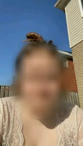 Christina, 37
