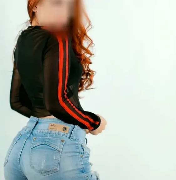 Diana, 24