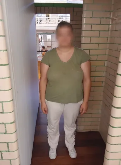 Helena, 23