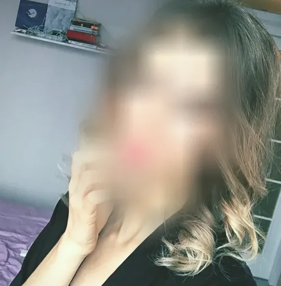 Janina, 32