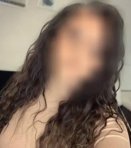 Jasmin, 35