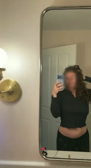 Kathleen, 37