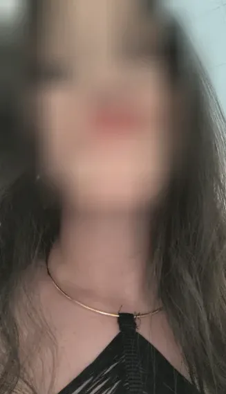 Kira, 27