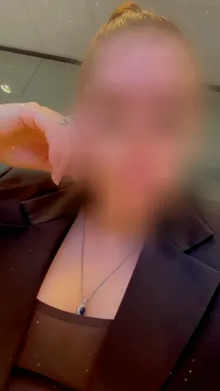 Marlene, 32