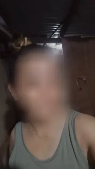 Mia, 40