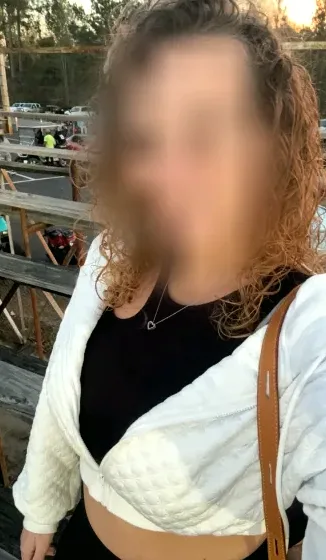 Sarah, 30