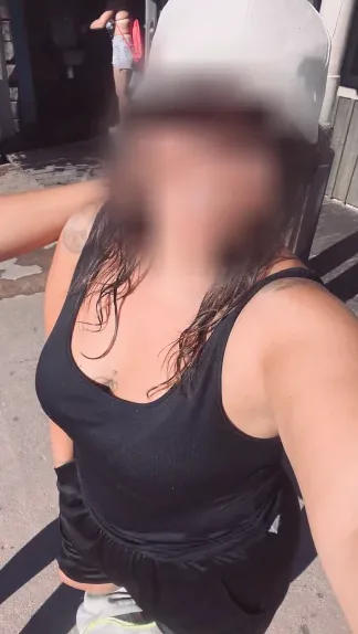 Stefanie, 34